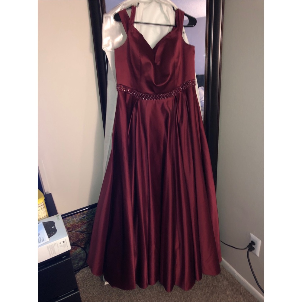 Burgundy Off the Shoulder Prom Dress